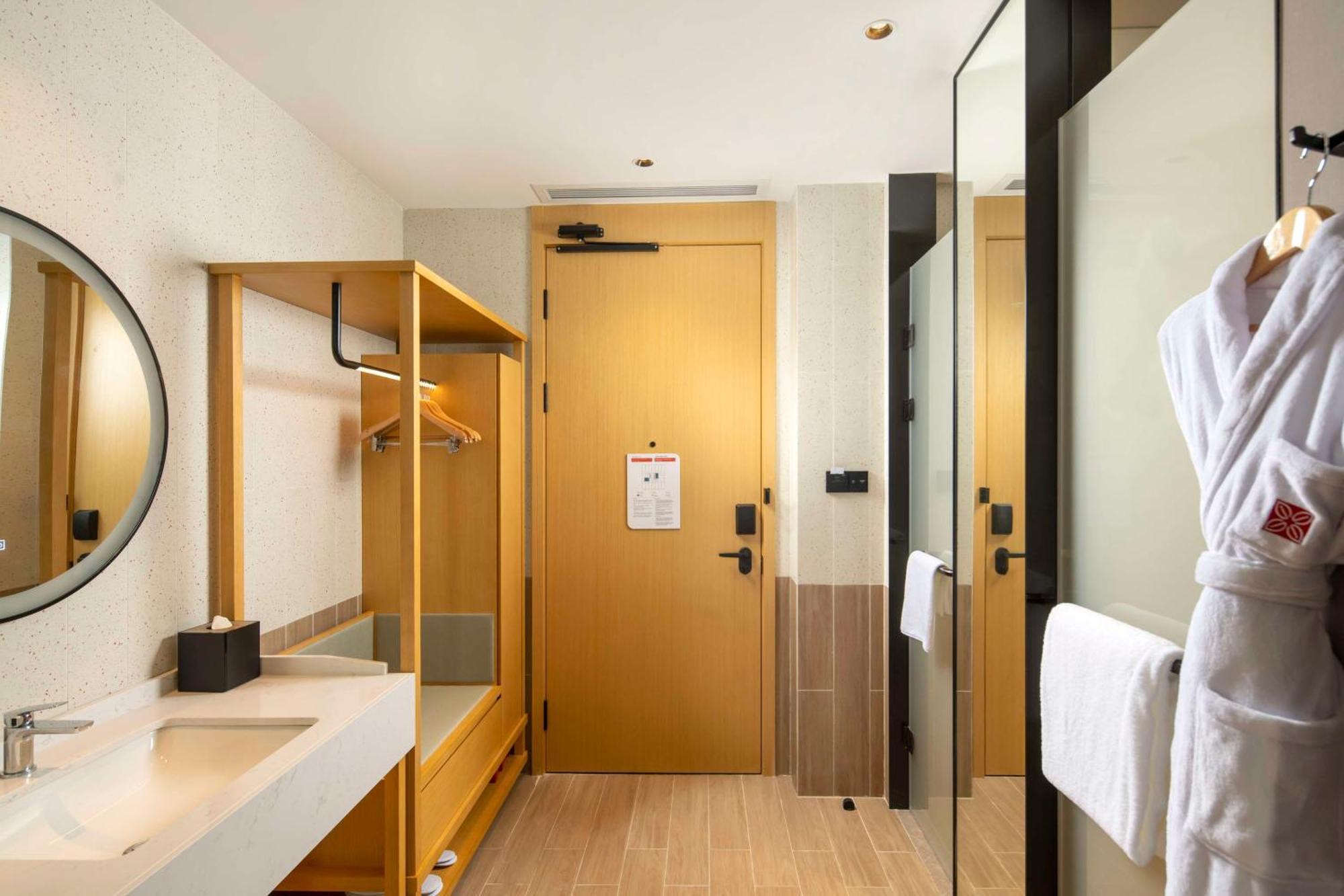 Hilton Garden Inn Shenzhen Airport,Enjoy 24-Hour One Way Free Delivery From Hotel To Shenzhen Baoan Airport On The Hour 선전 시 외부 사진