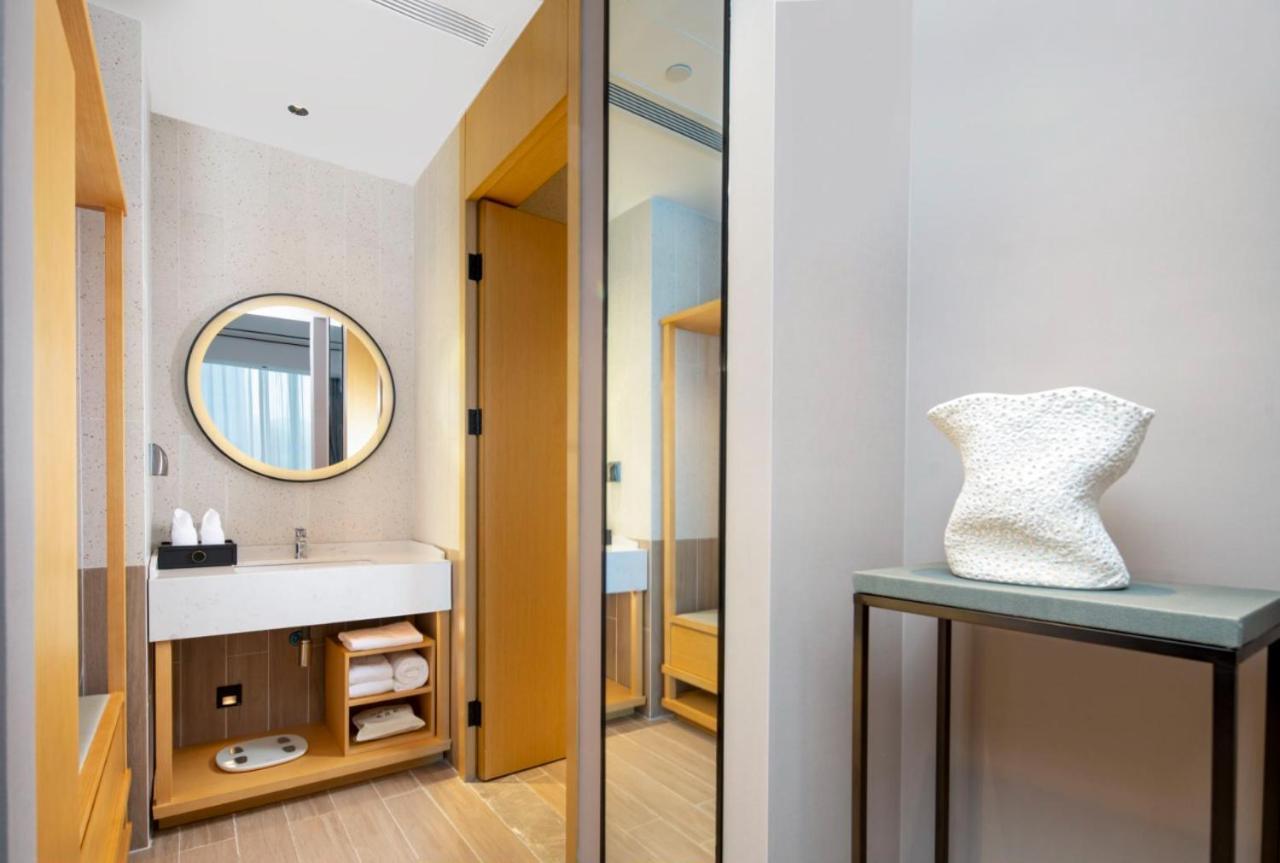 Hilton Garden Inn Shenzhen Airport,Enjoy 24-Hour One Way Free Delivery From Hotel To Shenzhen Baoan Airport On The Hour 선전 시 외부 사진